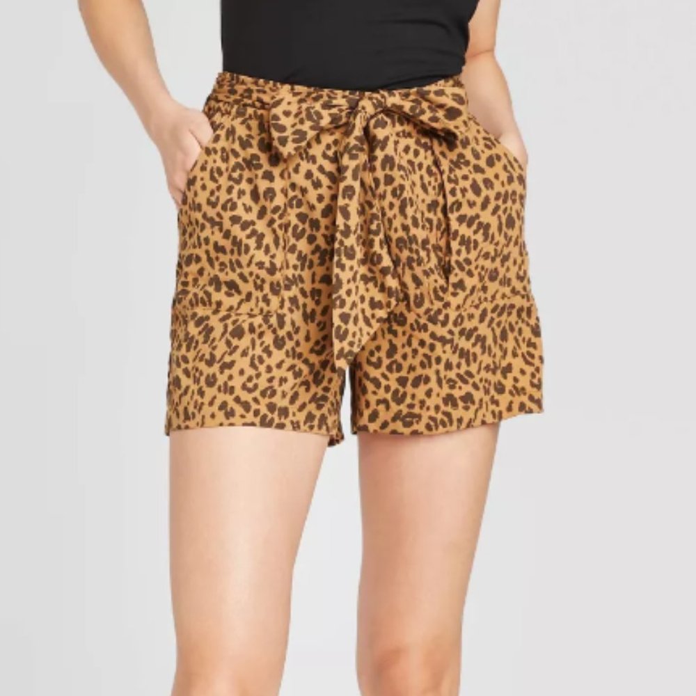 NWT Leopard Print High-Rise Tie Waist Shorts